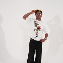 Load image into Gallery viewer, SWAMPFIRE FLOWER TEE
